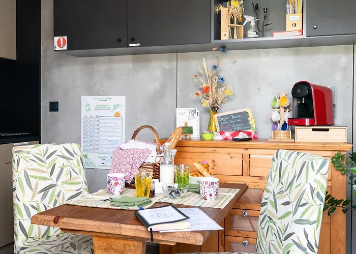 O Petit Jardin 度假居 绍莱