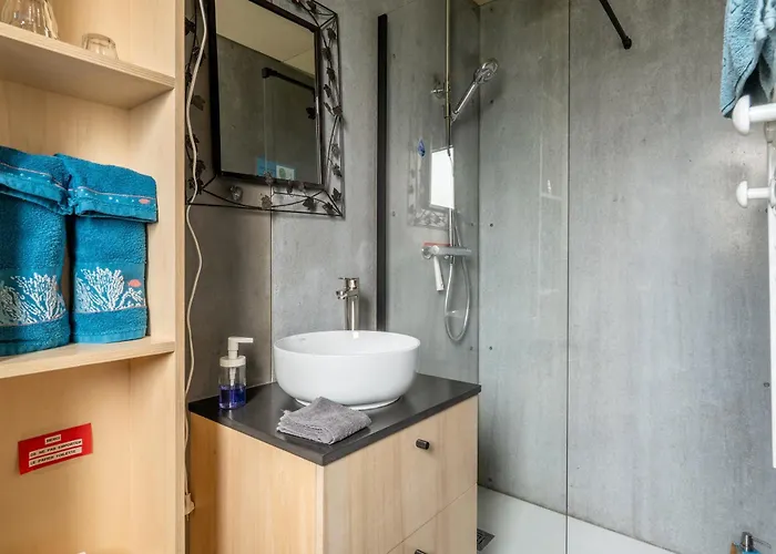 O Petit Jardin 度假居 绍莱